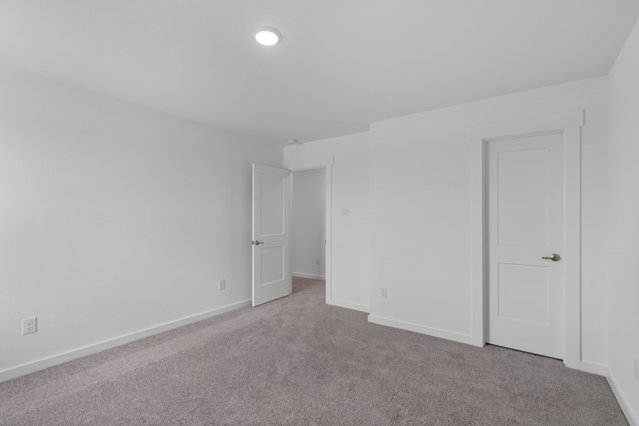 225 Sandhill Grv Trail Hempstead, TX 77445 - Photo 14 of 28 a view of an empty room