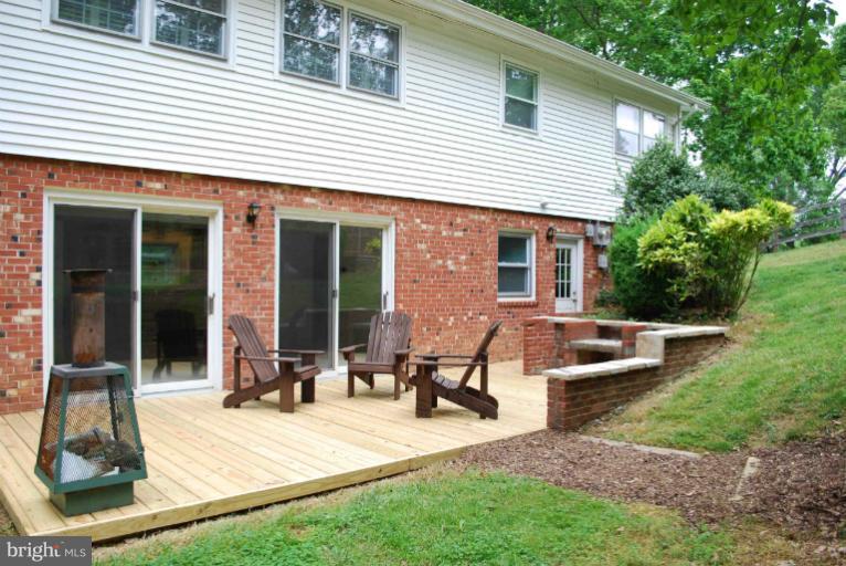 13436 Compton Road Clifton, VA 20124 - Photo 12 of 26 Exterior (General)