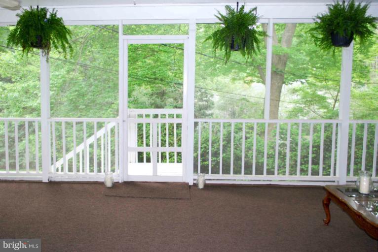 13436 Compton Road Clifton, VA 20124 - Photo 8 of 26 Interior (General)