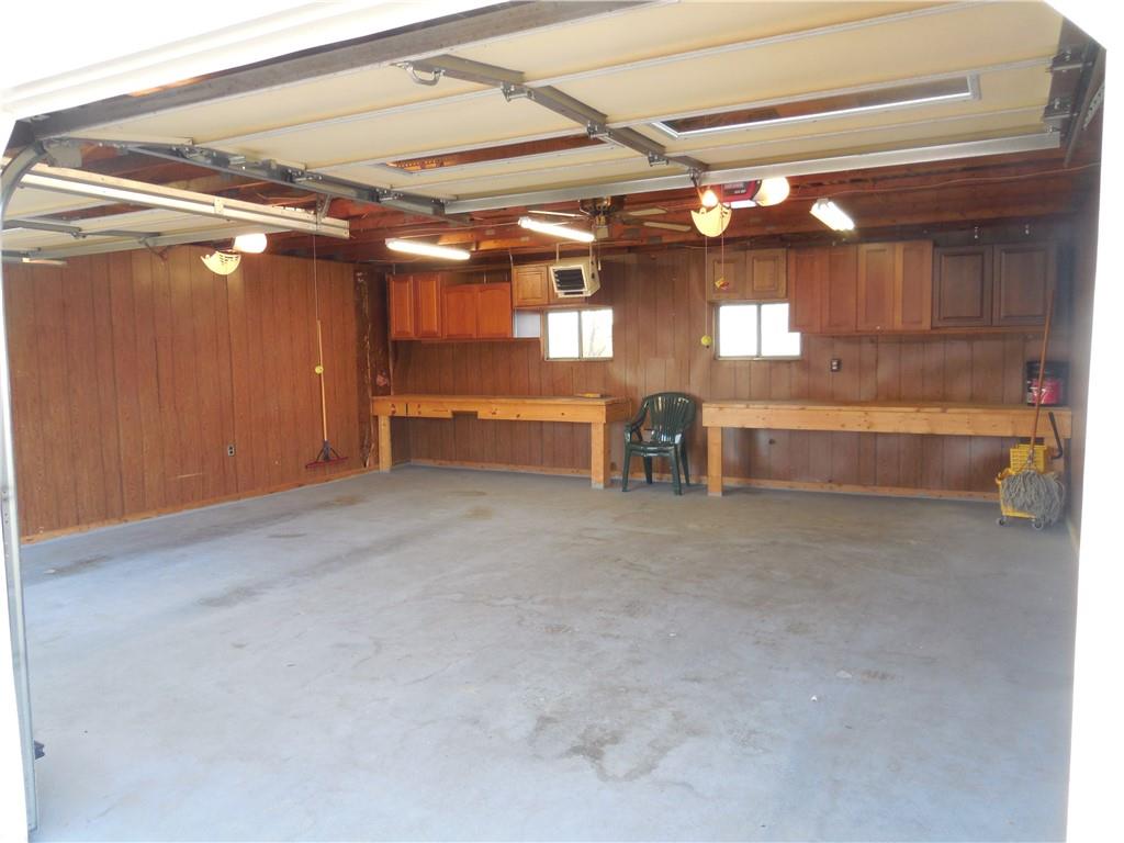 316 Highland Road Rochester, PA 15074 - Photo 28 of 31 a view of a room with chairs