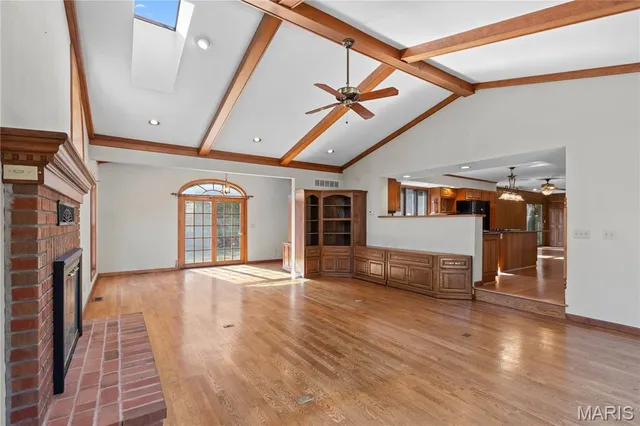 $385,000 | 912 Indian Hills Drive, St. Charles, MO 63301