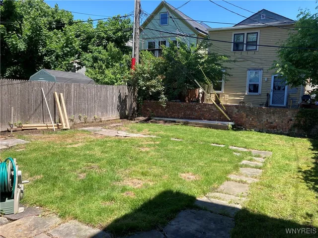 $1,850 | 21 College Street, Buffalo, NY 14201