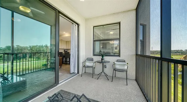 $6,000 | 18028 Gawthrop Drive, Unit 306, Bradenton, FL 34211