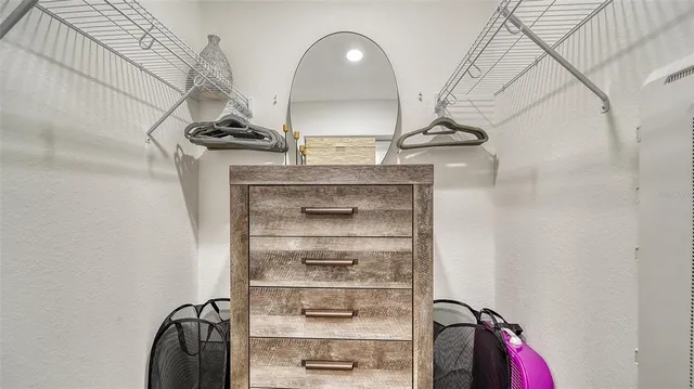 $6,000 | 18028 Gawthrop Drive, Unit 306, Bradenton, FL 34211