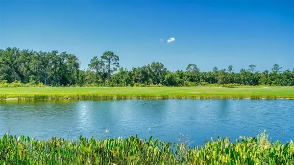 $6,000 | 18028 Gawthrop Drive, Unit 306, Bradenton, FL 34211