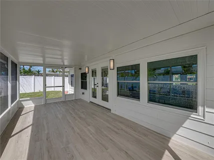 $749,500 | 6709 Cardinal Drive South, St. Petersburg, FL 33707