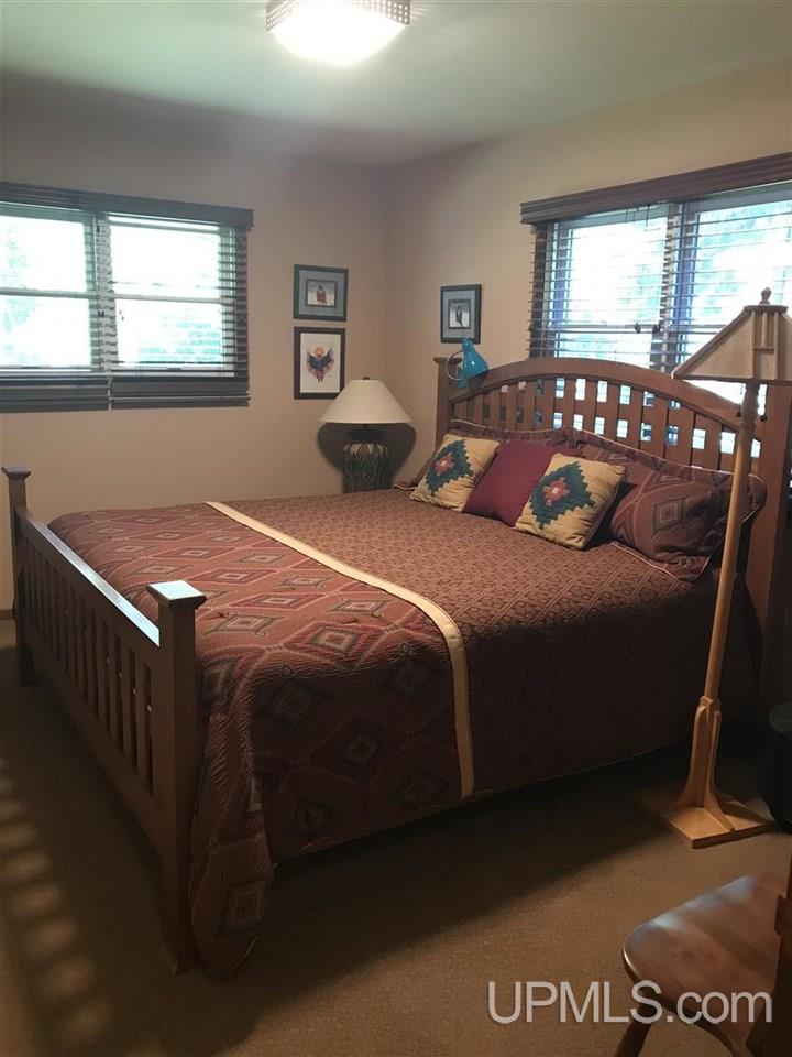 10285 North Curry Road Ironwood, MI 49938 - Photo 4 of 28