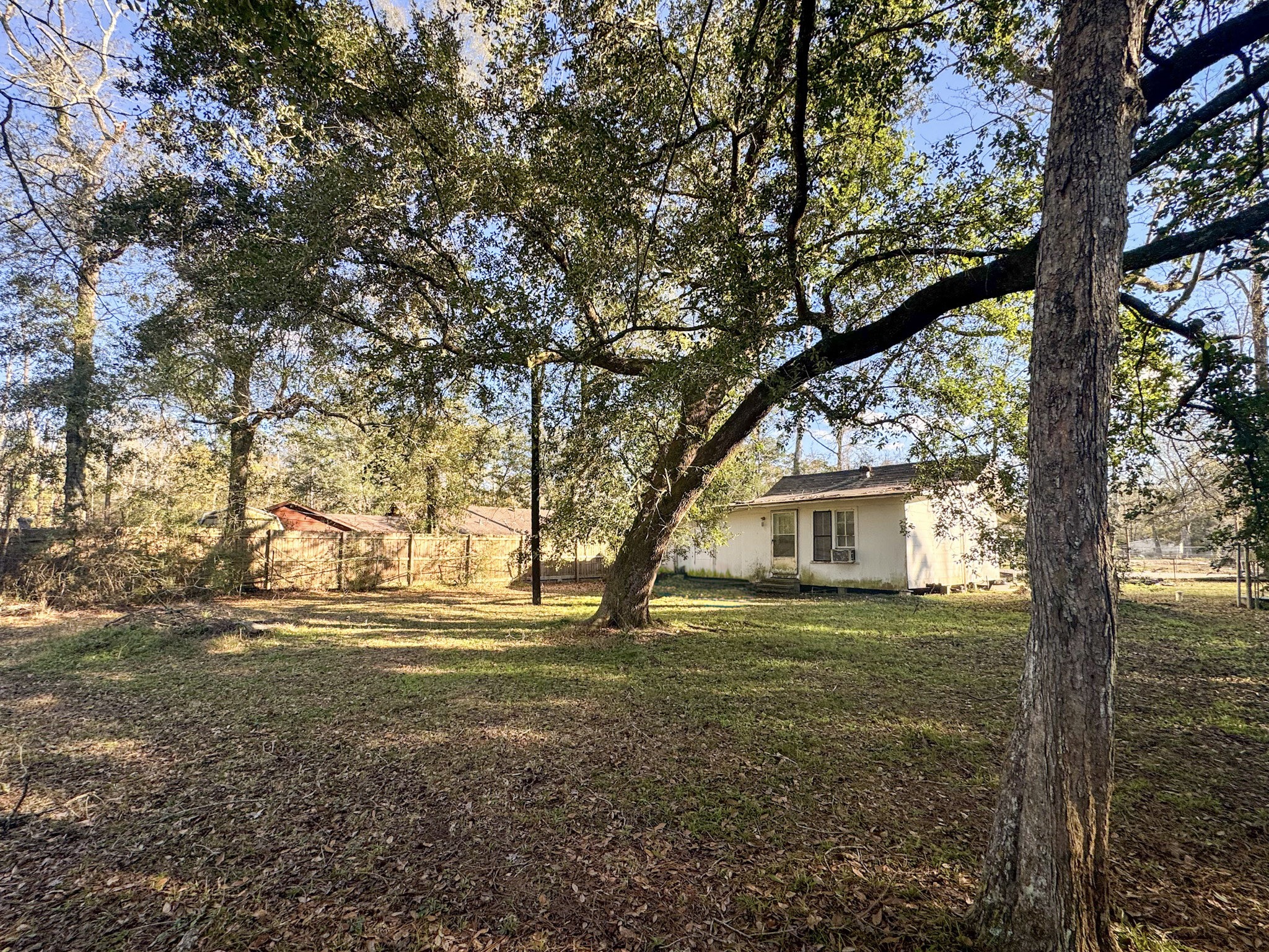 2499 Charlotte Road Orange, TX 77632 - Photo 11 of 12