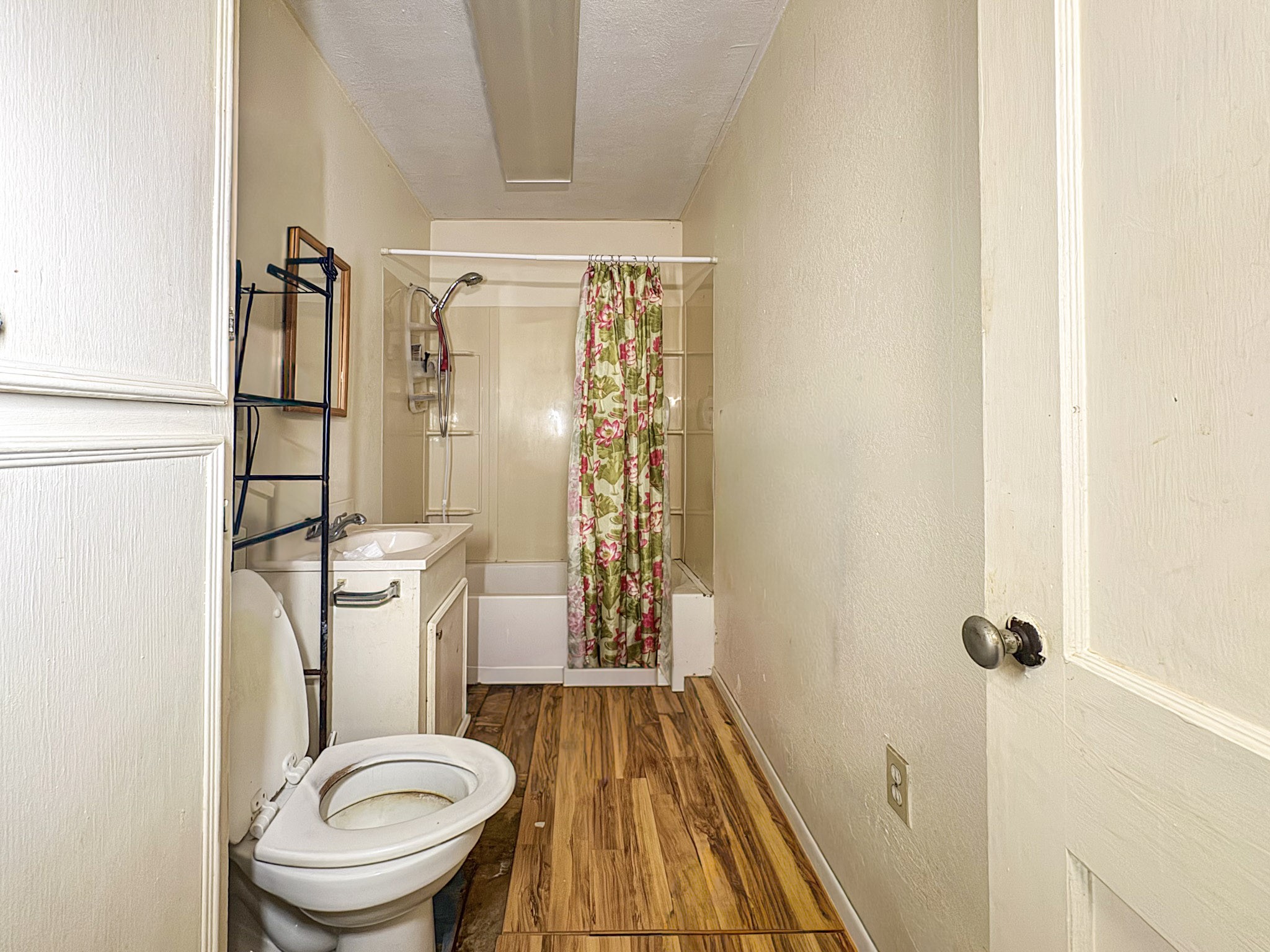 2499 Charlotte Road Orange, TX 77632 - Photo 9 of 12