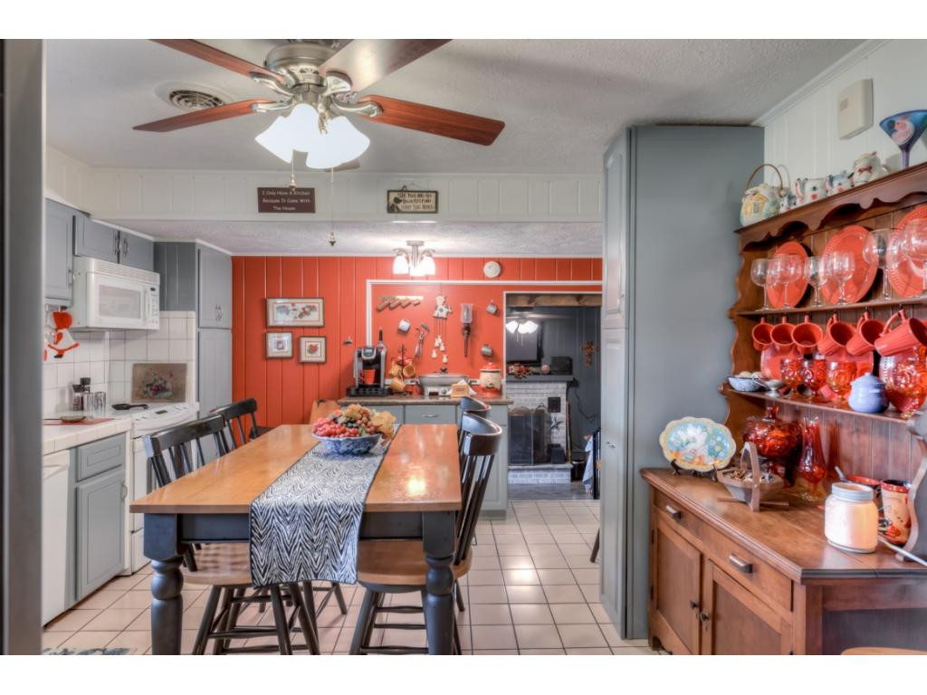 4097 Reedy Creek Road Bristol, VA 24202 - Photo 11 of 34 Photo 11