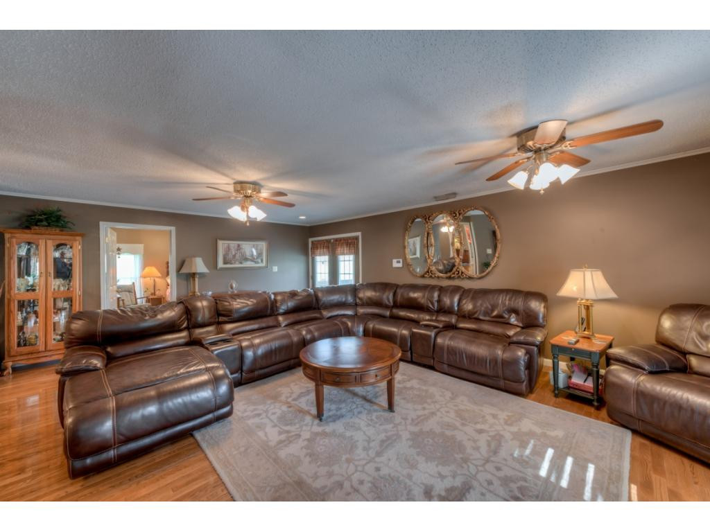 4097 Reedy Creek Road Bristol, VA 24202 - Photo 2 of 34 Photo 2