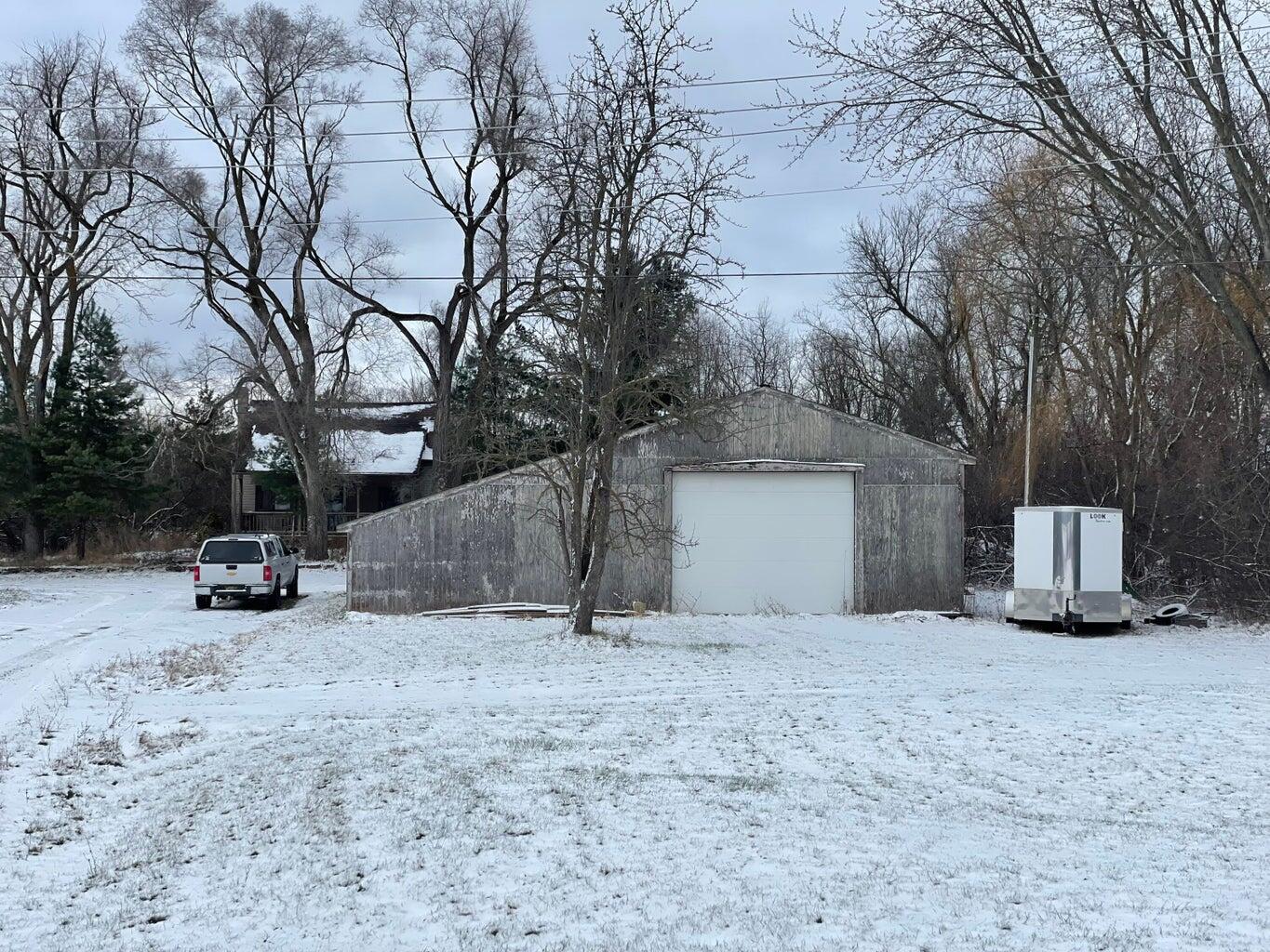 300 Cleveland Street Chelsea, MI 48118 - Photo 19 of 20 20241206172044122746000000-o