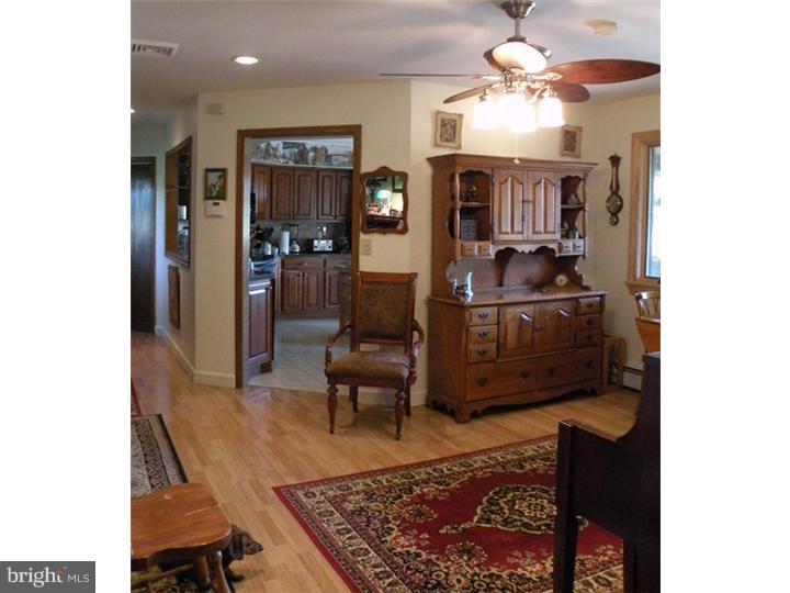 232 Tollgate Road Quakertown, PA 18951 - Photo 4 of 10 Gallery Image 4