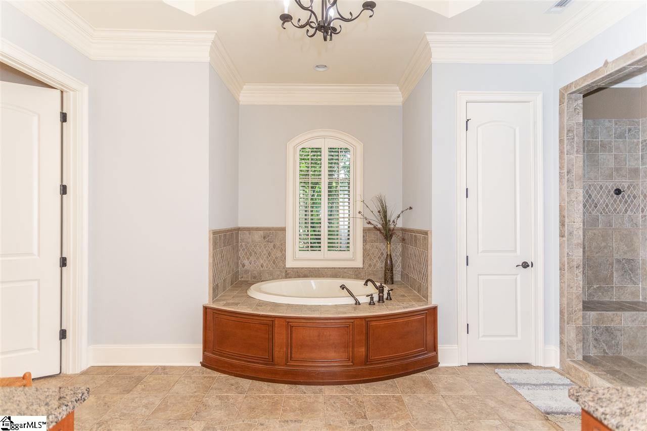 144 Ramsford Lane Simpsonville, SC 29681 - Photo 13 of 36 Gallery Image 13