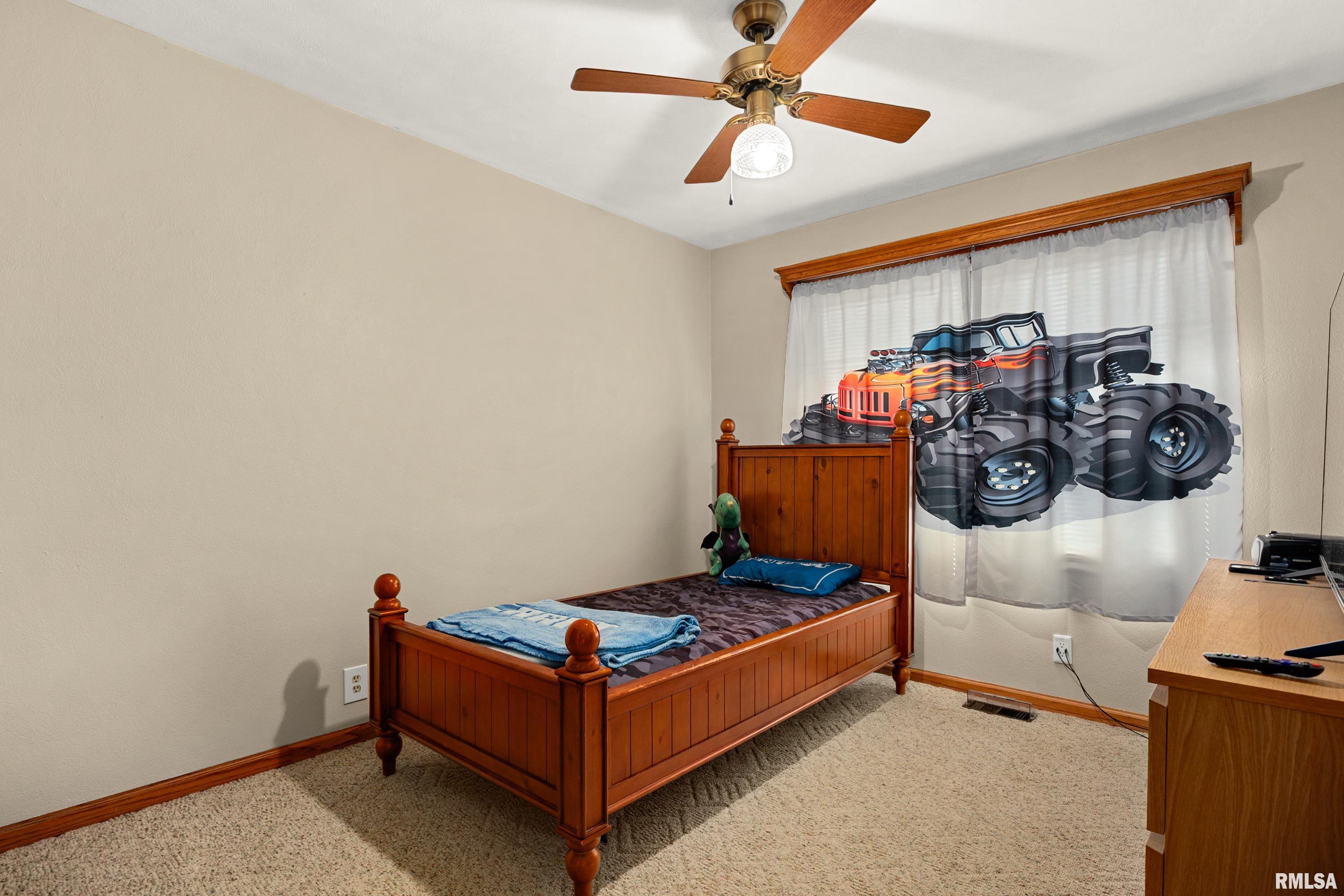 501 Pontiac Road Marquette Heights, IL 61554 - Photo 20 of 34