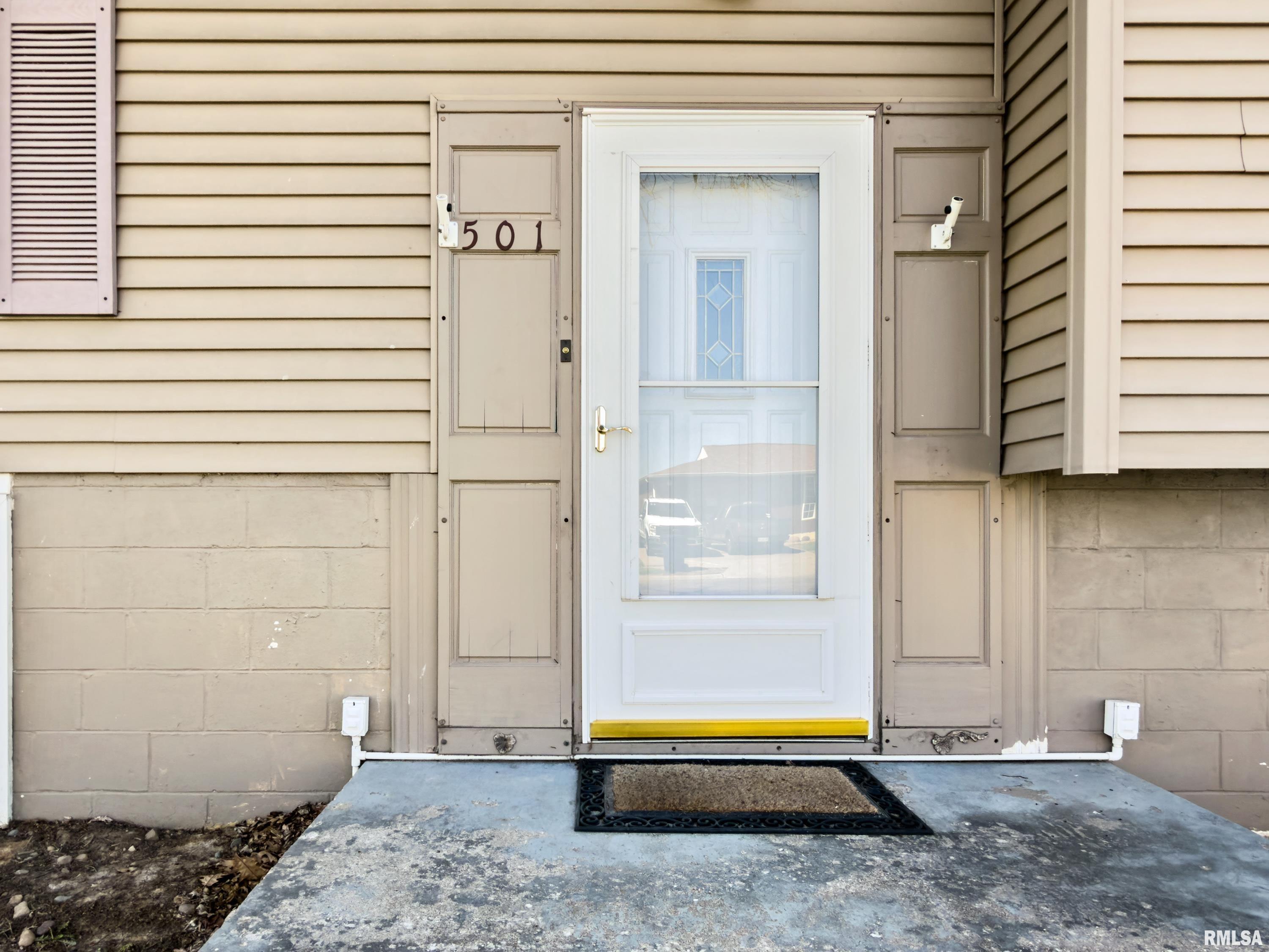 501 Pontiac Road Marquette Heights, IL 61554 - Photo 4 of 34