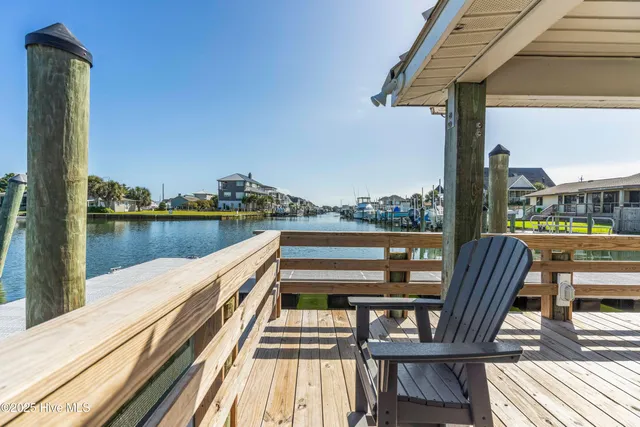 $149,900 | 602 West Fort Macon Road, Unit 117, Atlantic Beach, NC 28512