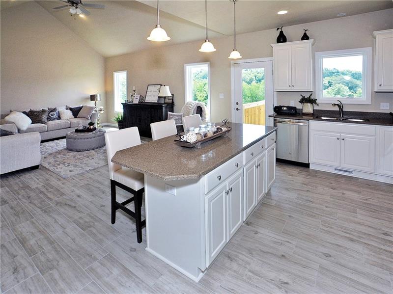 337 Durst Road North Huntingdon, PA 15642 - Photo 5 of 25 Gallery Image 5
