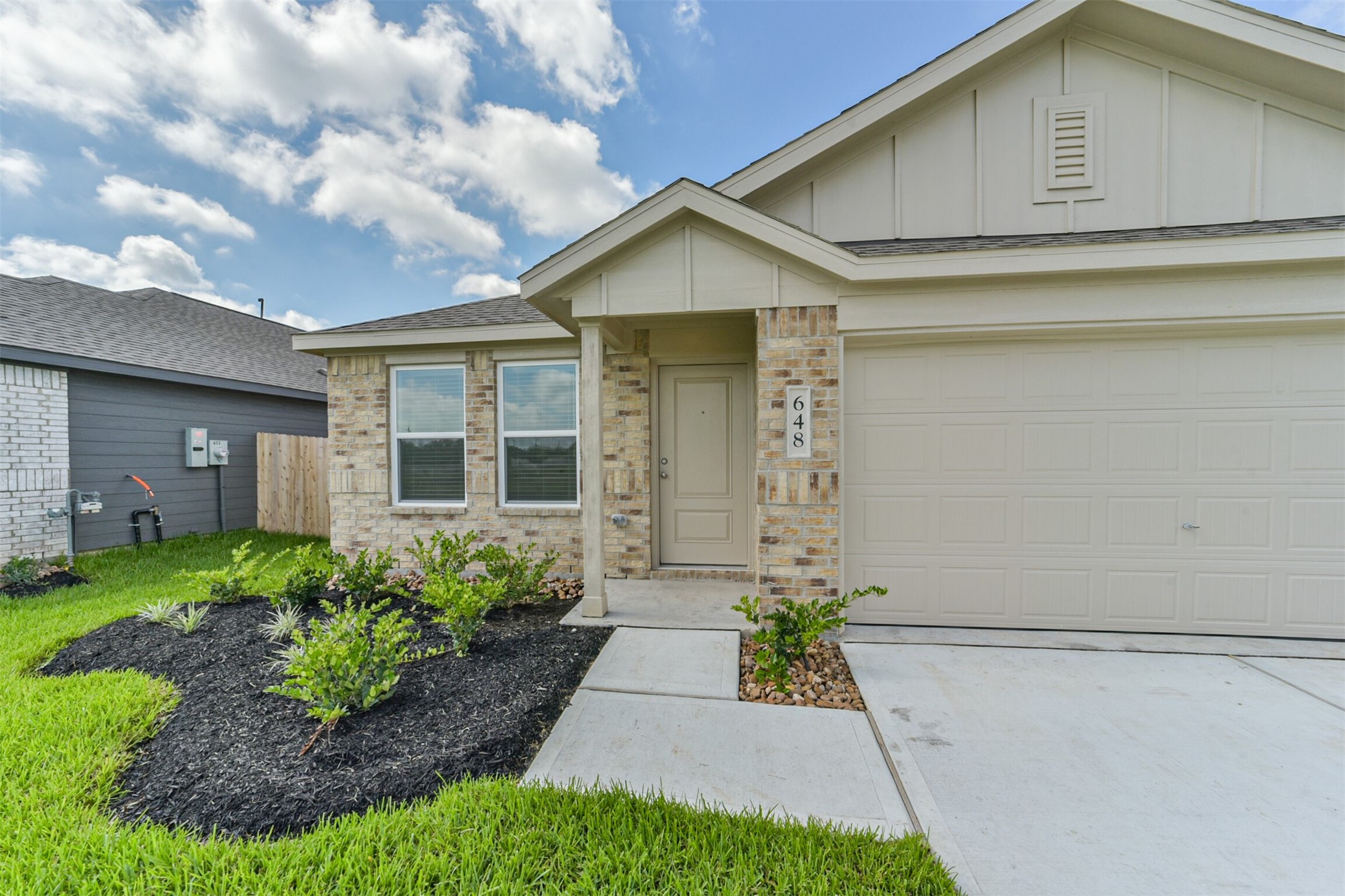 648 Burlina Road La Marque, TX 77568 - Photo 2 of 31 Front entry