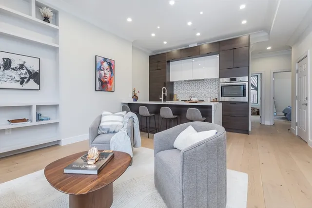 $4,350 | 577 Massachusetts Avenue, Unit 3, Boston, MA 02118