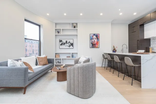 $4,350 | 577 Massachusetts Avenue, Unit 3, Boston, MA 02118