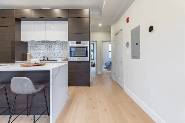 $4,350 | 577 Massachusetts Avenue, Unit 3, Boston, MA 02118