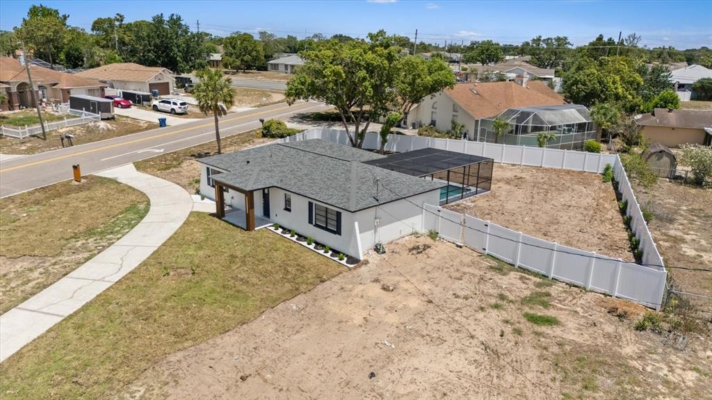 11660 Linden Drive Spring Hill, FL 34608 - Photo 4 of 54