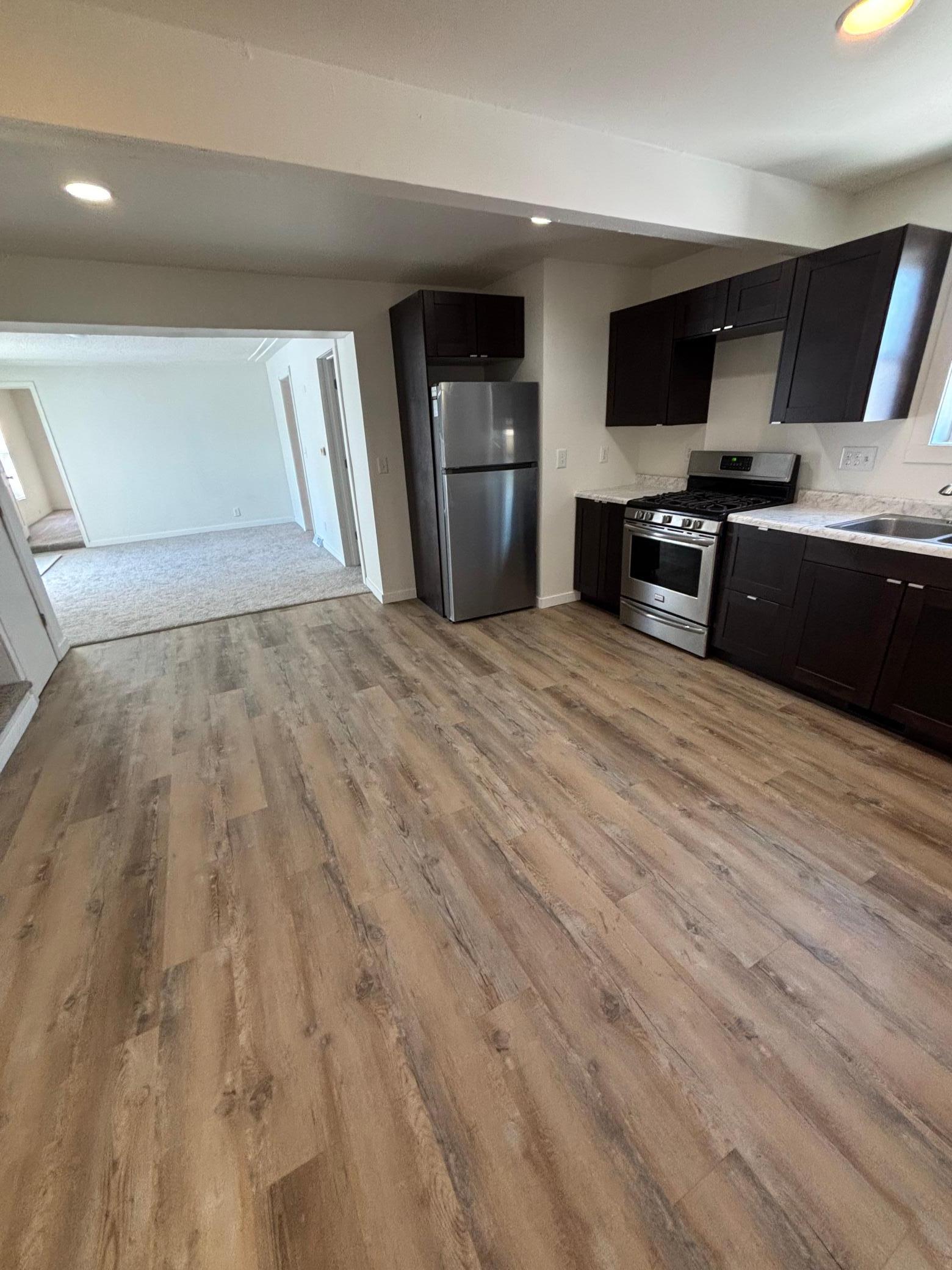 878 Washington Street Prescott, WI 54021 - Photo 6 of 31