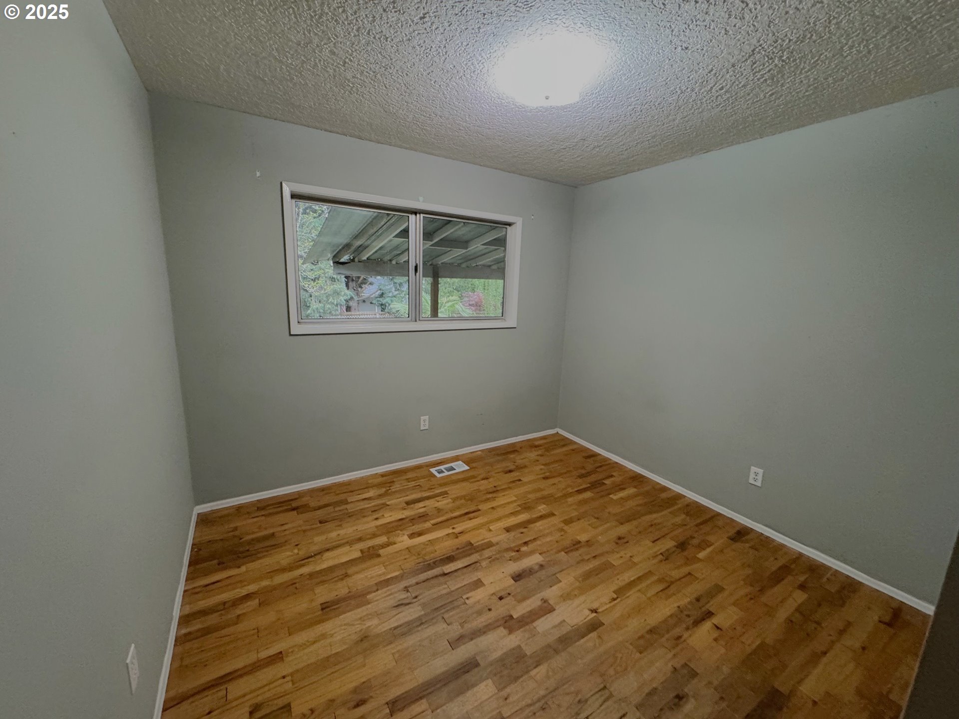 5877 Bonita Road Lake Oswego, OR 97035 - Photo 18 of 25 Gallery Image 18