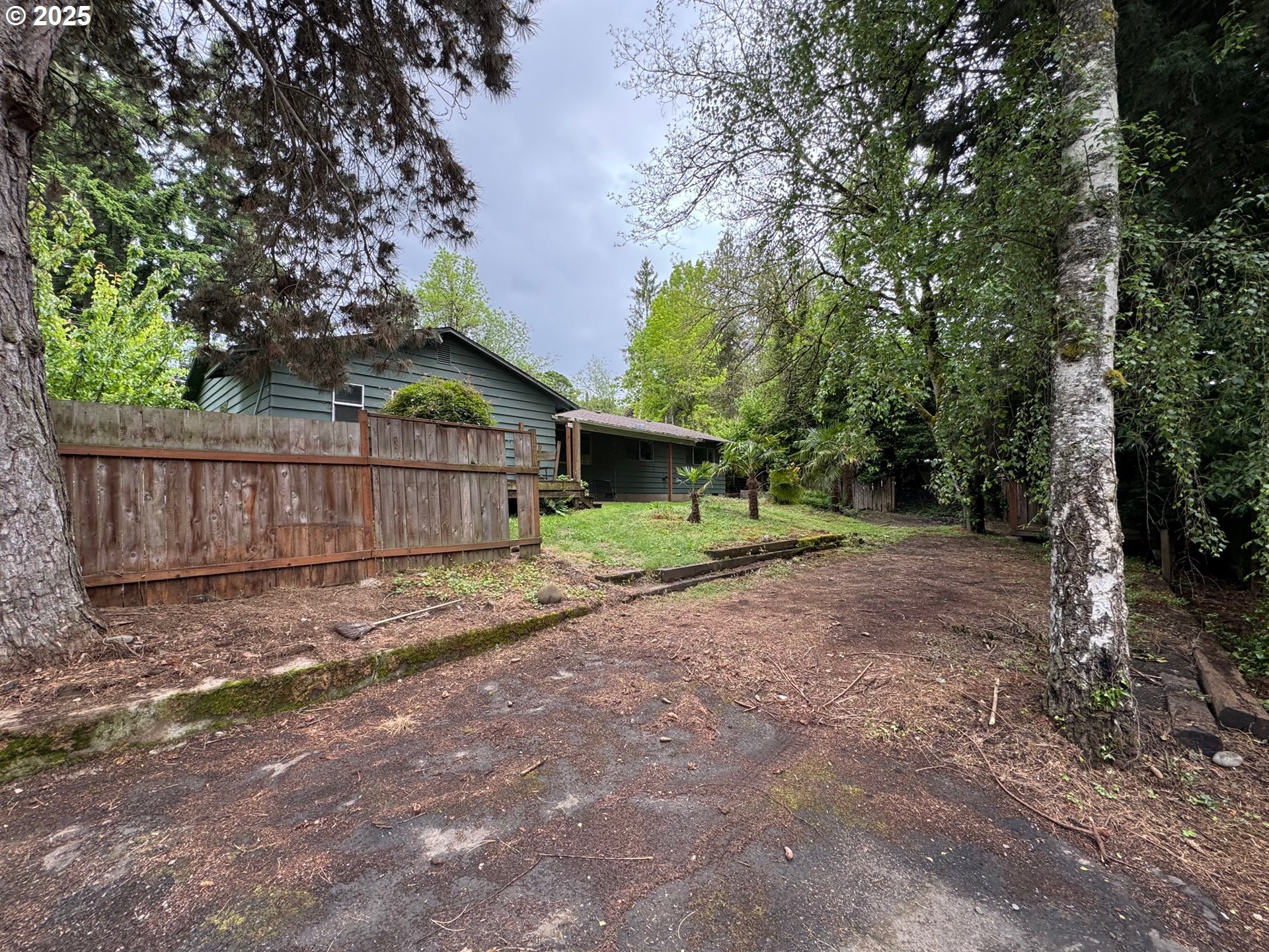 5877 Bonita Road Lake Oswego, OR 97035 - Photo 22 of 25 Gallery Image 22