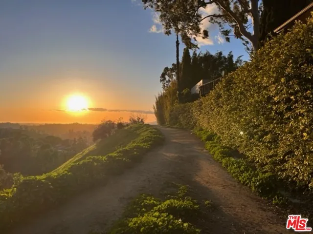 $38,500 | 516 Rustic Drive, Los Angeles, CA 90065