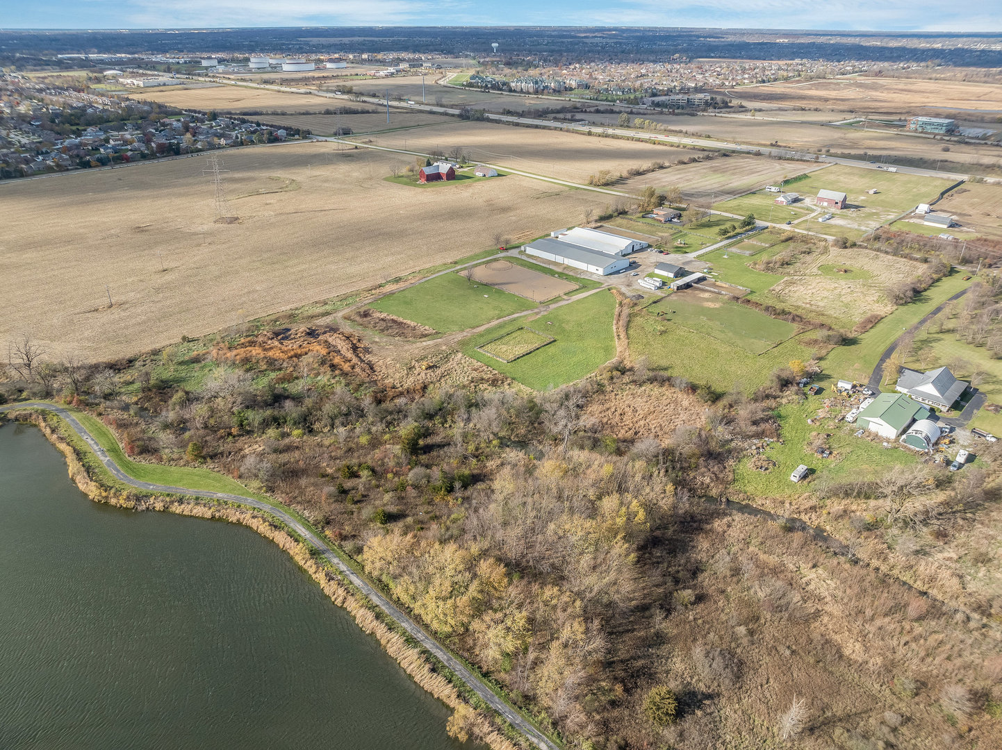 12 West 187th Street Mokena, IL 60448 - Photo 7 of 9 a view of an ocean and a beach