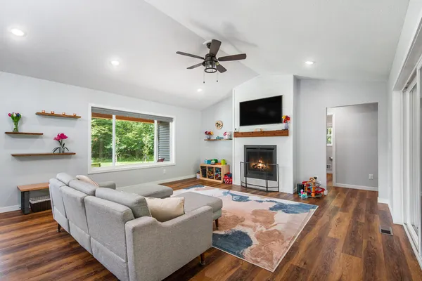 $549,900 | 16688 Canyon Cove, Big Rapids, MI 49307