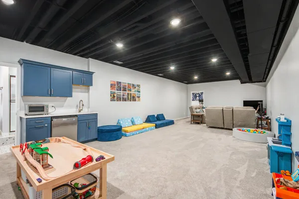 $549,900 | 16688 Canyon Cove, Big Rapids, MI 49307