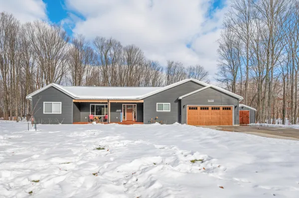 $549,900 | 16688 Canyon Cove, Big Rapids, MI 49307