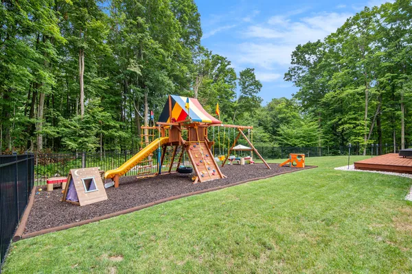 $549,900 | 16688 Canyon Cove, Big Rapids, MI 49307