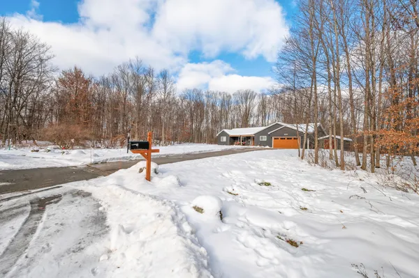 $549,900 | 16688 Canyon Cove, Big Rapids, MI 49307