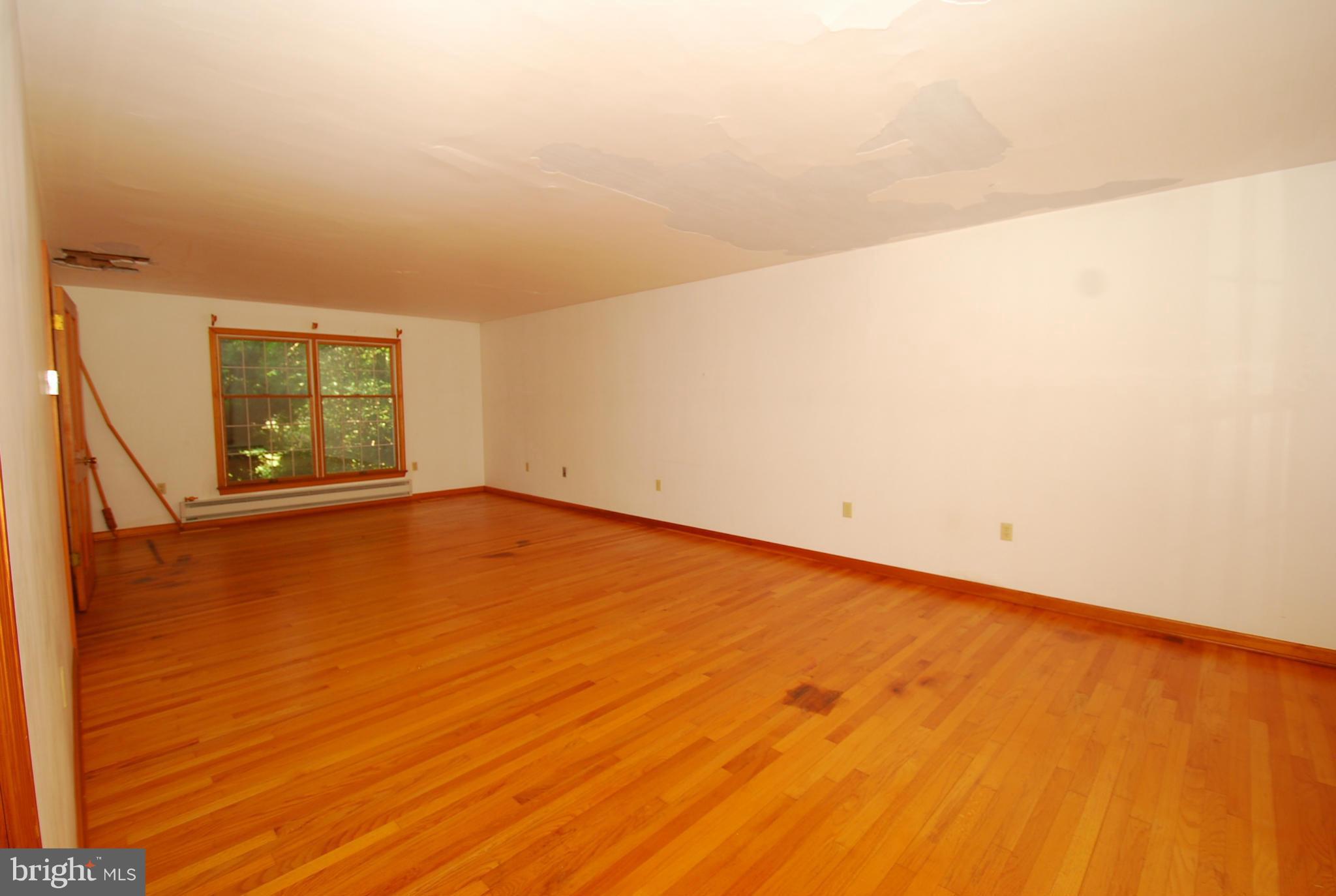 3335 Hipsley Mill Road Woodbine, MD 21797 - Photo 7 of 22 Interior (General)