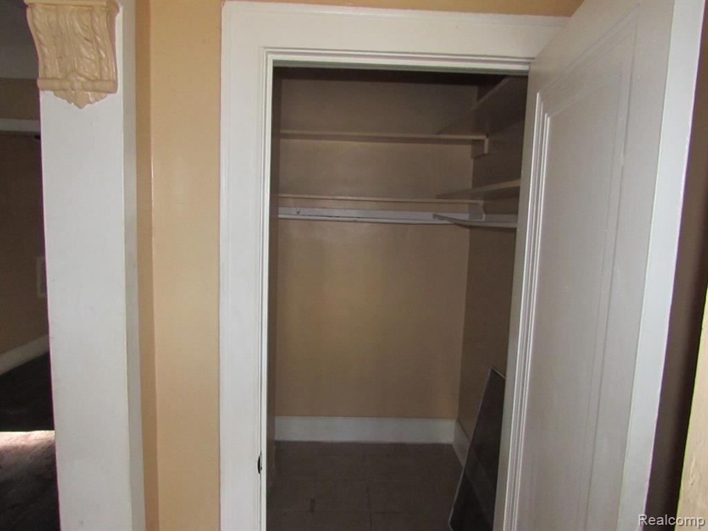 5950 Audubon Road Detroit, MI 48224 - Photo 10 of 46