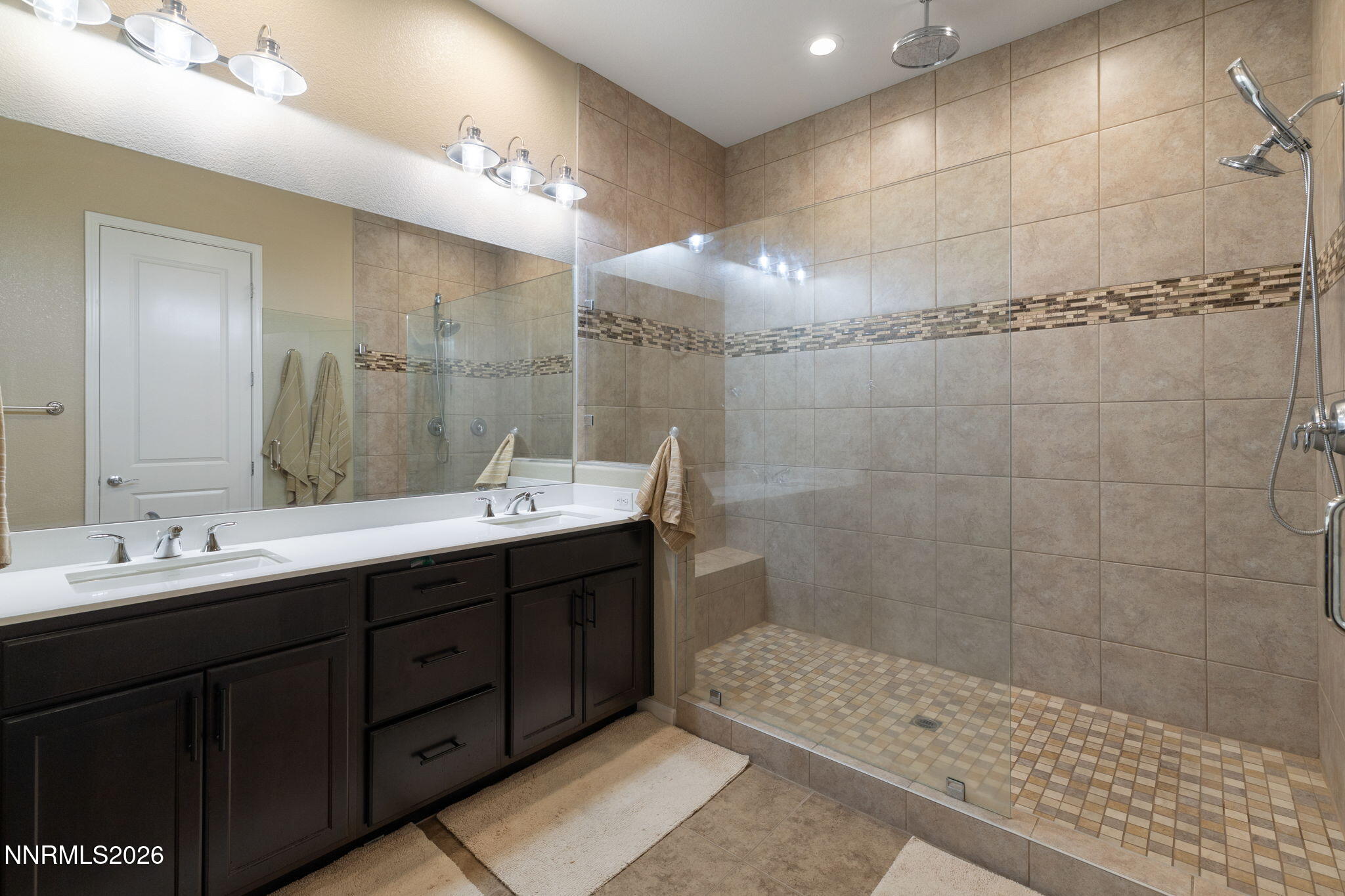 9675 Thesolious Lane Reno, NV 89521 - Photo 19 of 39 35-web-or-mls-9675 Thesoloious-22