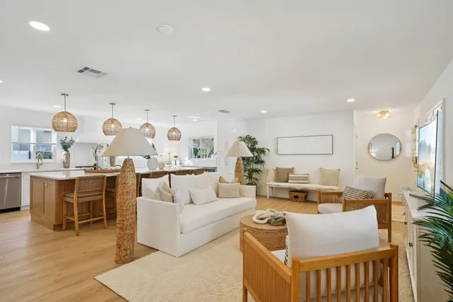 $899,000 | 3604 West San Pedro Street, Tampa, FL 33629