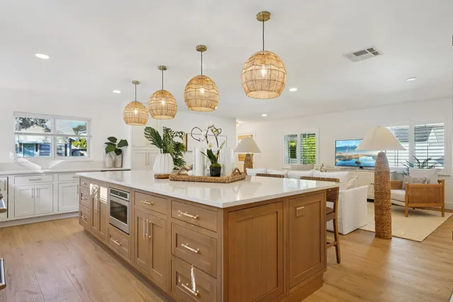 $899,000 | 3604 West San Pedro Street, Tampa, FL 33629