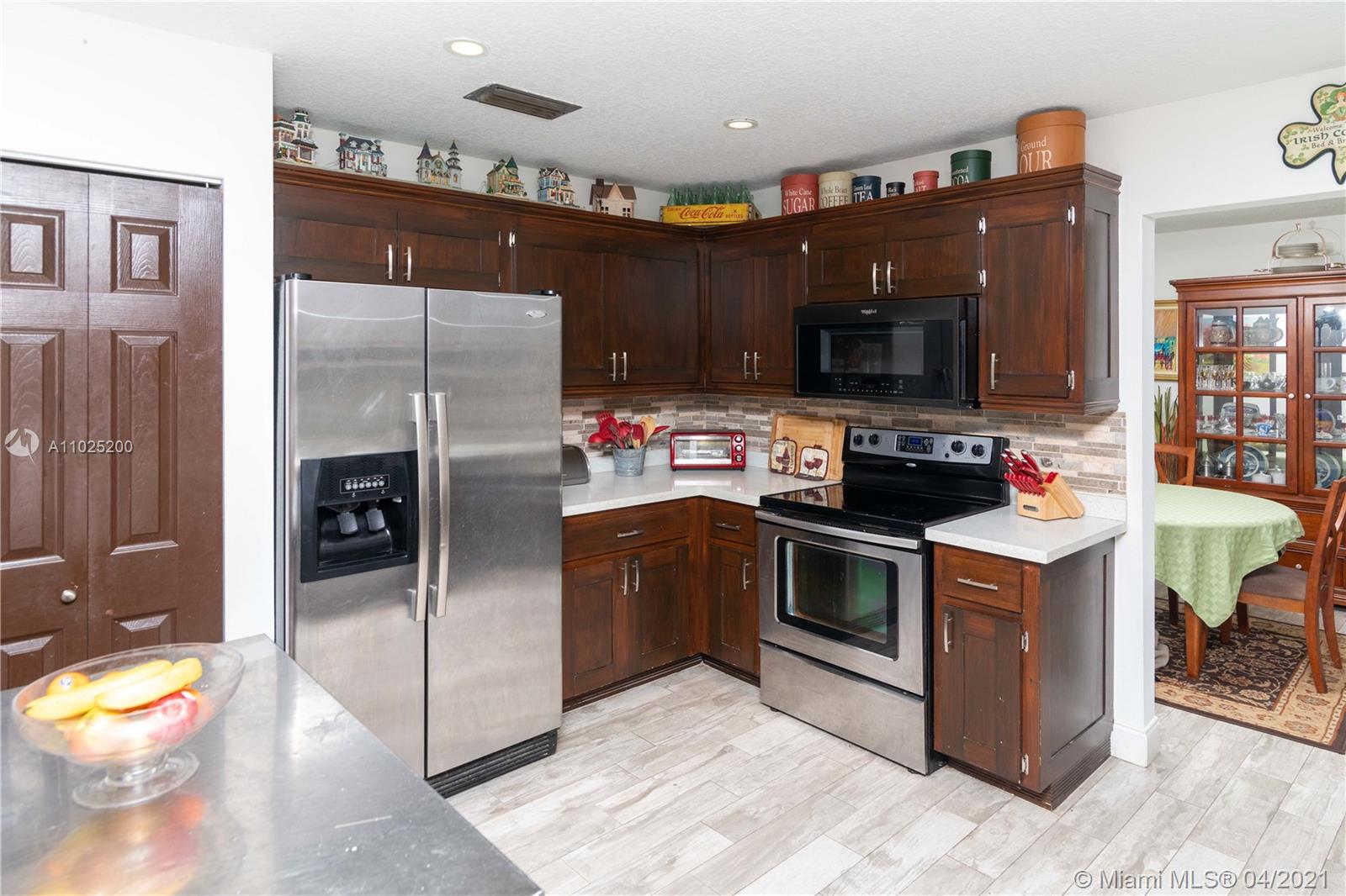 46 Birch Drive Cooper City, FL 33026 - Photo 15 of 50