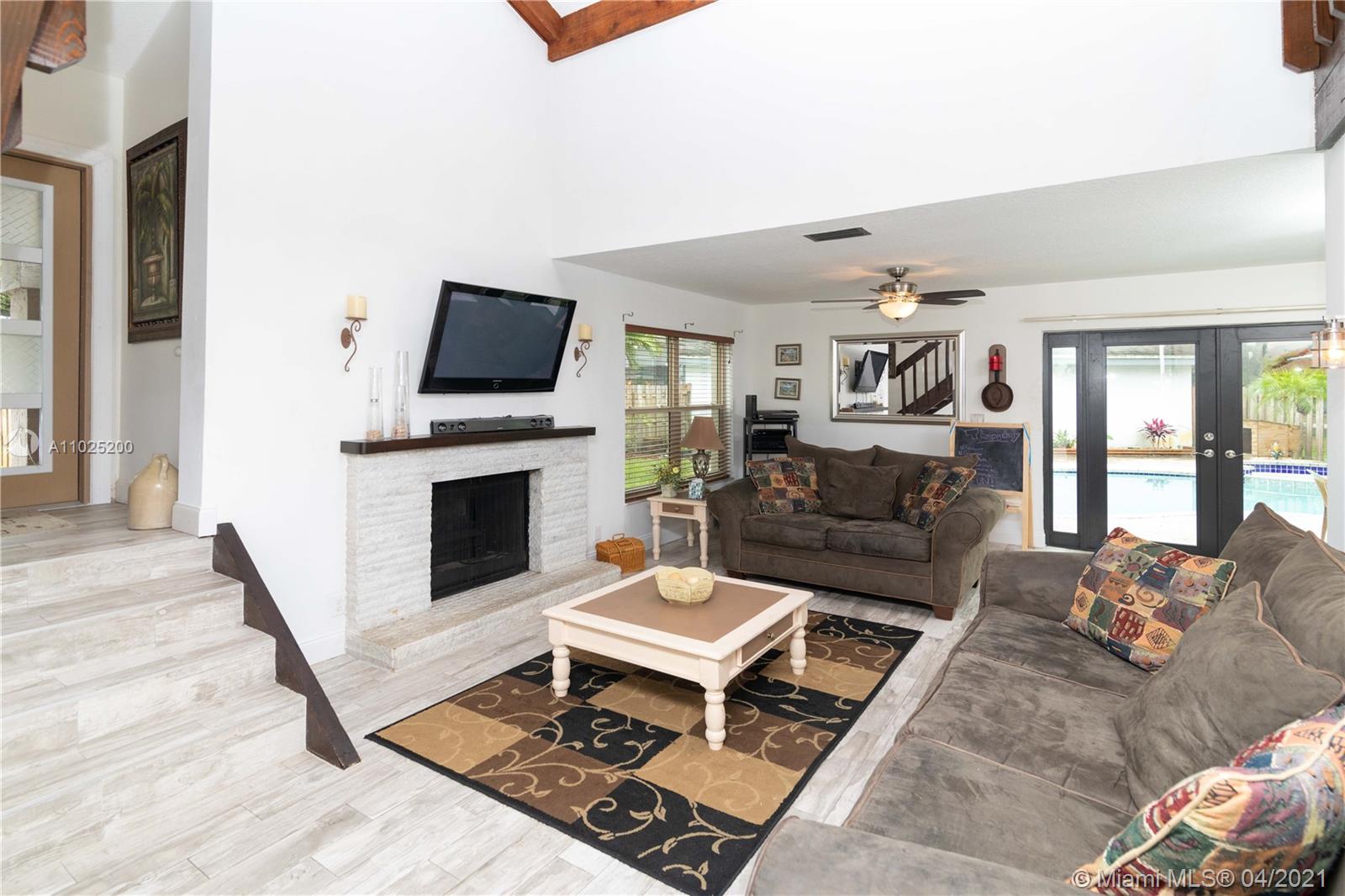 46 Birch Drive Cooper City, FL 33026 - Photo 6 of 50