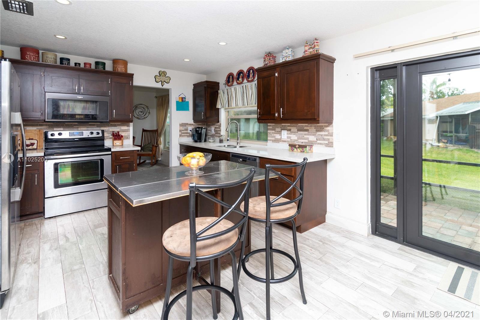 46 Birch Drive Cooper City, FL 33026 - Photo 10 of 50