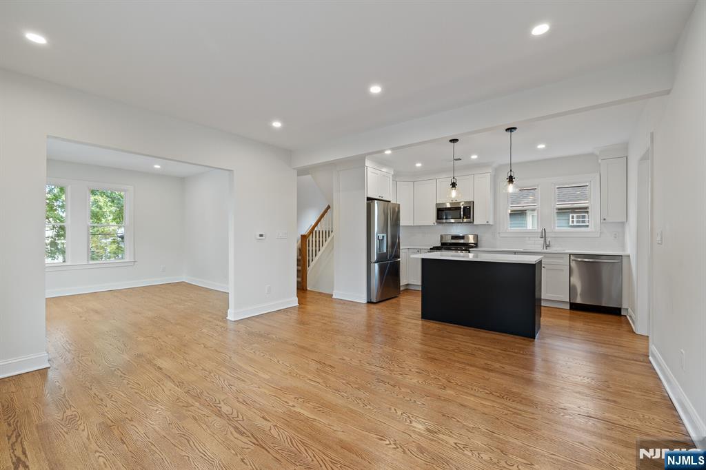 172 Boiling Springs Avenue East Rutherford, NJ 07073 - Photo 21 of 42 Gallery Image 21