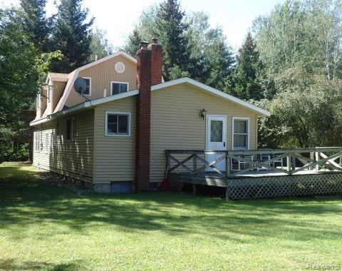 3225 Walker Road Carsonville, MI 48419 - Photo 10 of 12 1House BackDeck - Copy.jpg