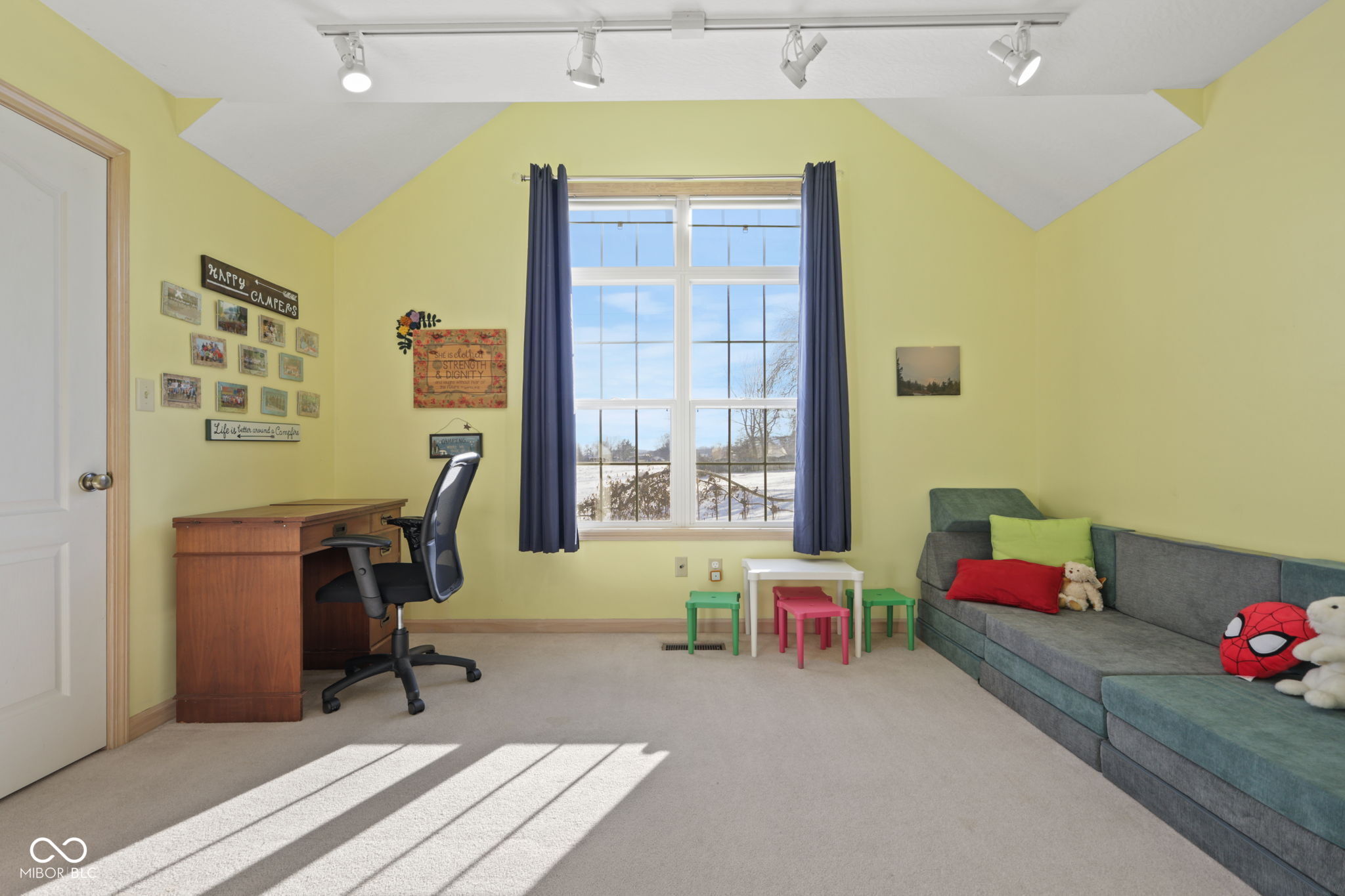 5624 West Stinemyer Road New Palestine, IN 46163 - Photo 16 of 37