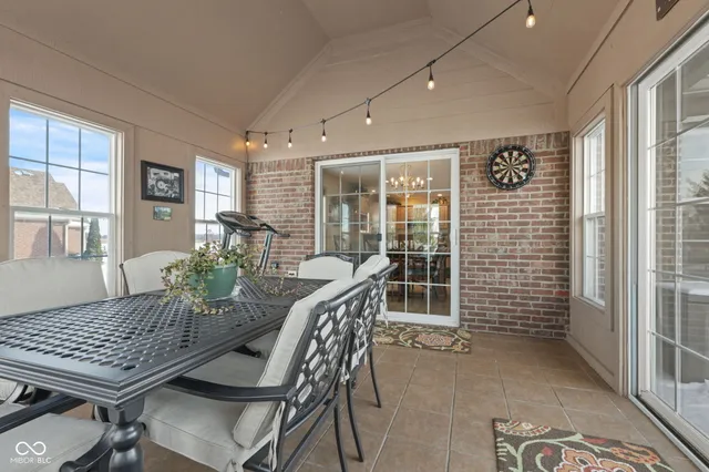 $390,000 | 5624 West Stinemyer Road, New Palestine, IN 46163