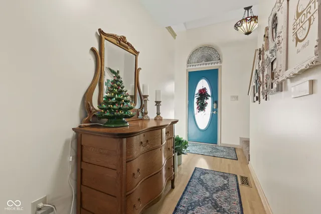 $390,000 | 5624 West Stinemyer Road, New Palestine, IN 46163